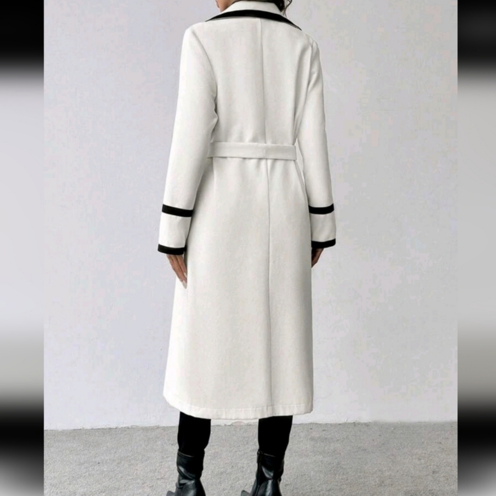 Elegant White and Black Women's Coat - Picture 5 of 7